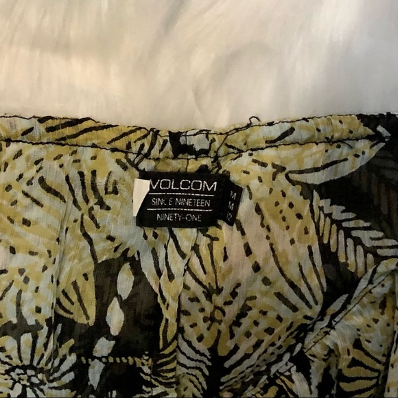 Volcom Beach Coverup or Summer Dress - Picture 5 of 5